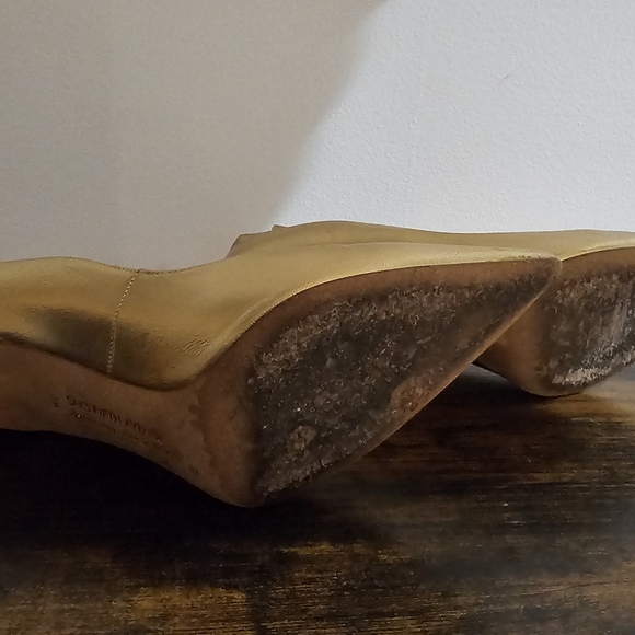 Saks Fifth Avenue, Size 7, Gold heels - Picture 4 of 5